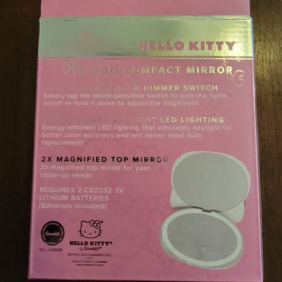 Hello Kitty Kawaii LED Lighting Compact Mirror - New - Picture 2 of 2